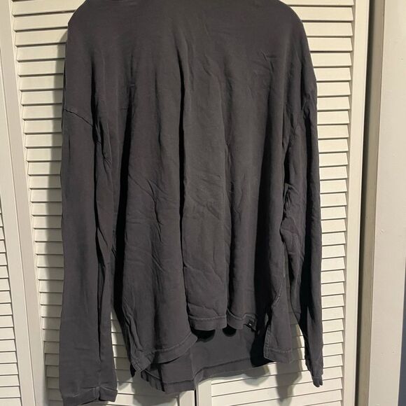 Lightweight hooded sweater - Picture 3 of 3